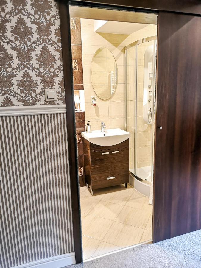Zajazd Tumidaj Brzeznio Eksteriør bilde